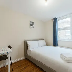  Ostello Mile End 57a